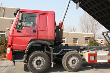 camión volquete resistente rojo de Sinotruk Howo 8x4 de las ruedas 50T 12 con 30M3 la capacidad LHD