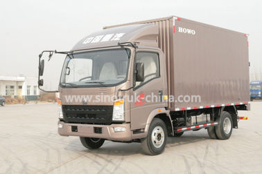 4x2 Euroii Howo 7000kg refrigeró el camión de la caja con el motor de Yunnei y el neumático de 6 triángulos