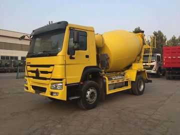 El CCC pasó al uno mismo de Sinotruk Jowo 4x2 de la economía de combustible que cargaba 6 CBM Mini Concrete Mixer Truck