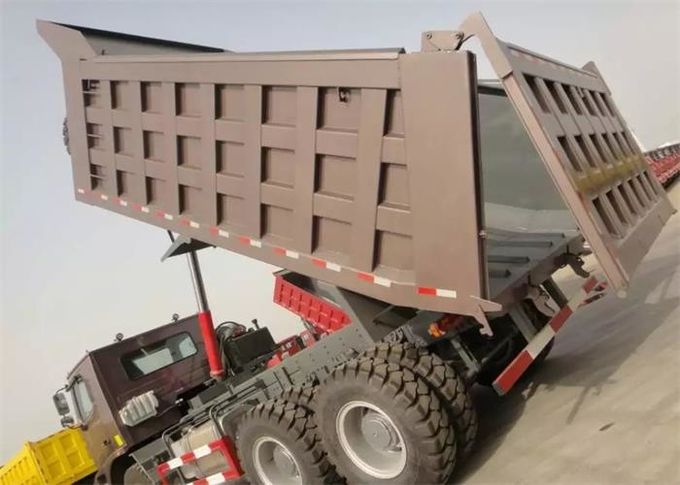 70 toneladas de HOWO de la explotación minera de Tipper Dump Truck 6X4 371HP de cuerpo de acero de alta resistencia del cargo