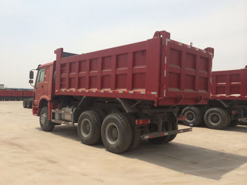 Camión volquete del color rojo 336hp Sinotruk Howo con 10 ruedas y capacidades 18m3