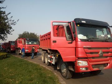 Camiones de volquete de Sinotruk Howo 336hp 18M3 mediados de 6x4 de elevación con 10 ruedas Lhd Euro2