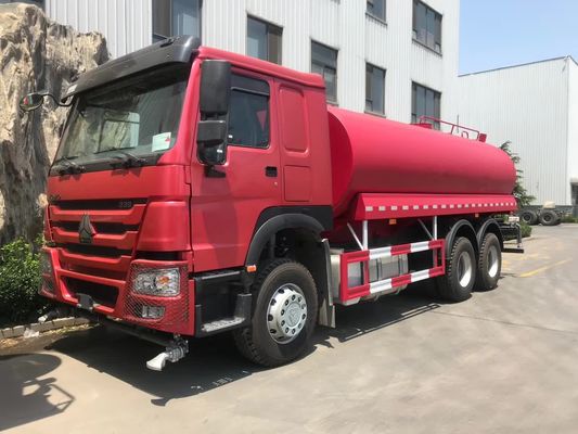Camión 20 Cbm del transporte del agua potable del petrolero de HOWO para el emplazamiento de la obra