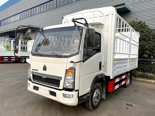 El anuncio publicitario de poca potencia de Sinotruk Howo 4x2 acarrea la participación ligera 5-10T del camión del cargo