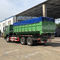 Camión de basura del rollo del brazo de gancho de SINOTRUK HOWO 6x4 para la basura inútil de los desperdicios